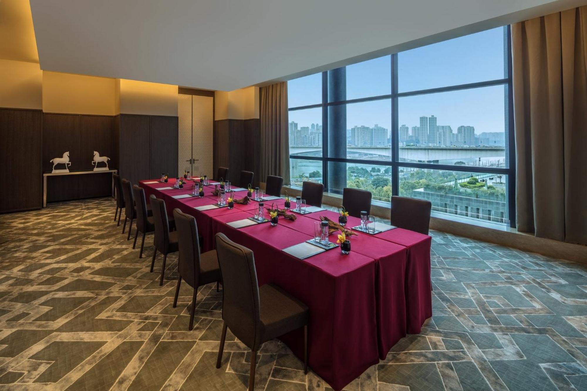 Regent Chongqing - Complimentary 1St Round Mini Bar Daily Hotell Exteriör bild